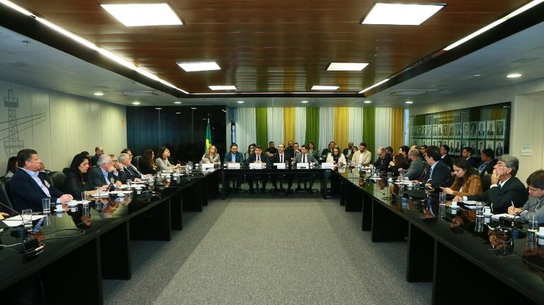 MME debate Política de Conteúdo Local no setor de petróleo e gás
