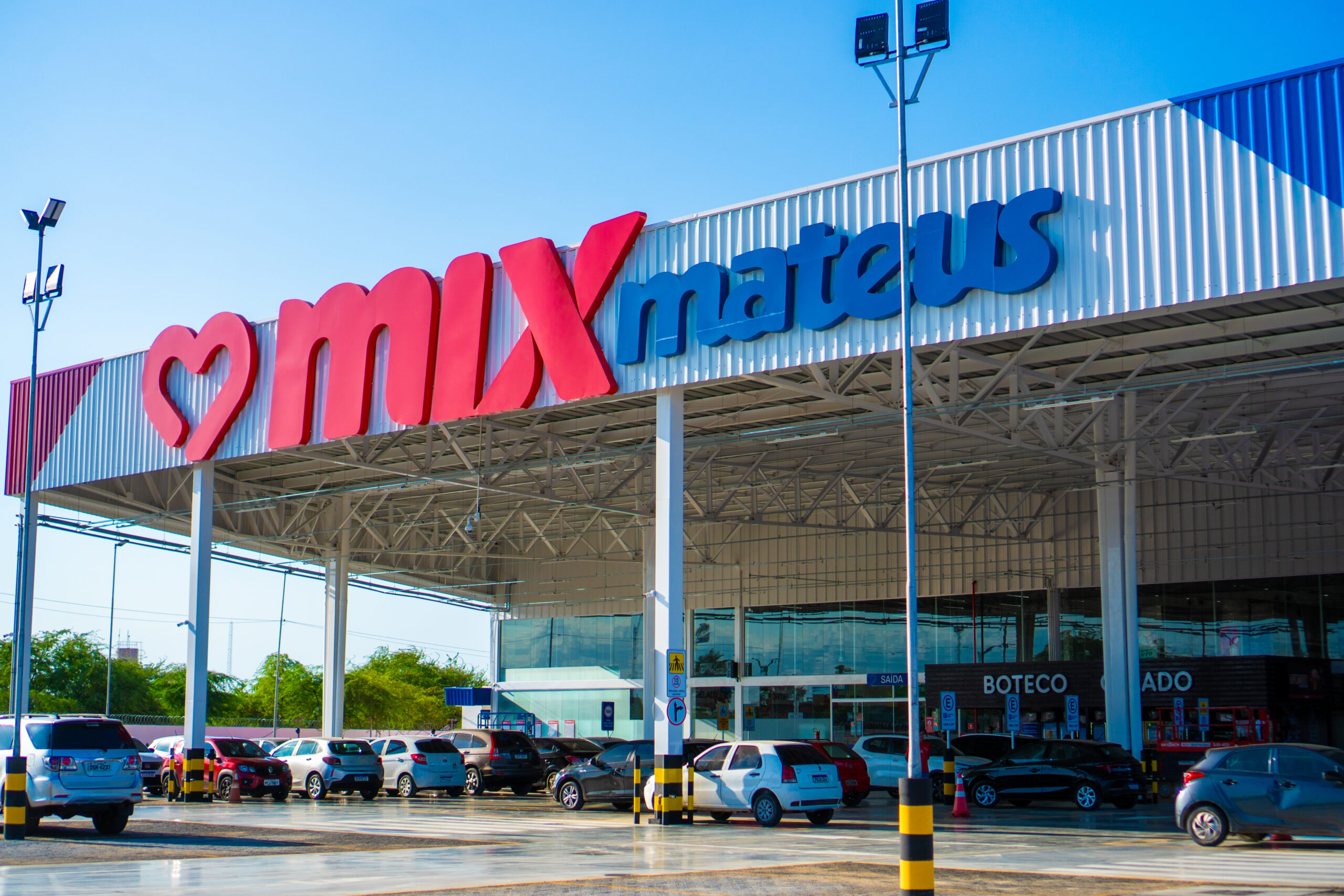 Grupo Mateus negocia compra do controle da Novo Atacarejo