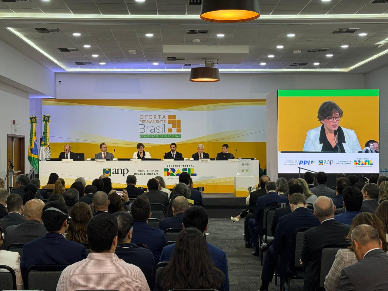 Especialistas comemoram resultados de leilão da ANP
