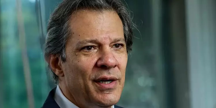 “O Brasil precisa saber o que tem lá”, declara Haddad
