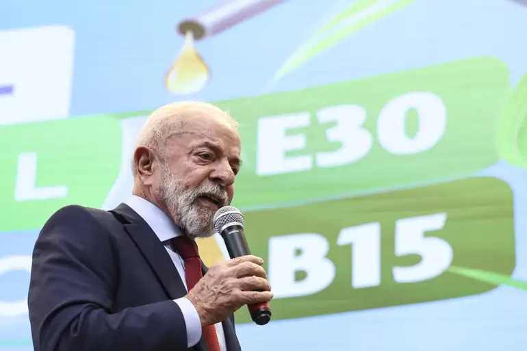 Lula diz que não vai aceitar que digam não para Margem Equatorial
